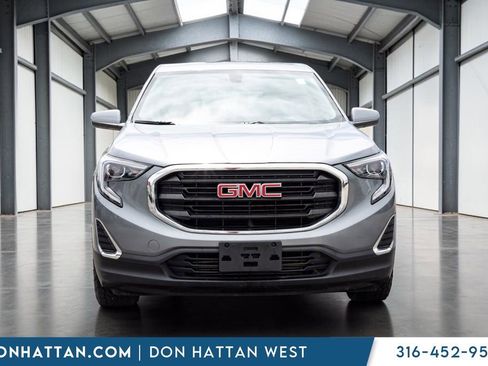 Used 2018 GMC Terrain SLE FWD image 21