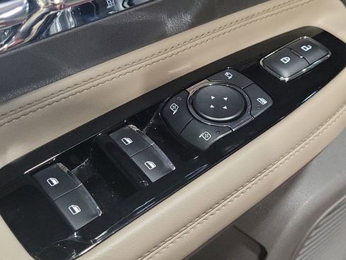 Used 2022 Lincoln Corsair AWD w/ Equipment Group 101A image 27