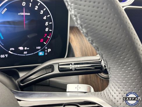 Used 2025 Mercedes-Benz GLC 350e 4MATIC image 18