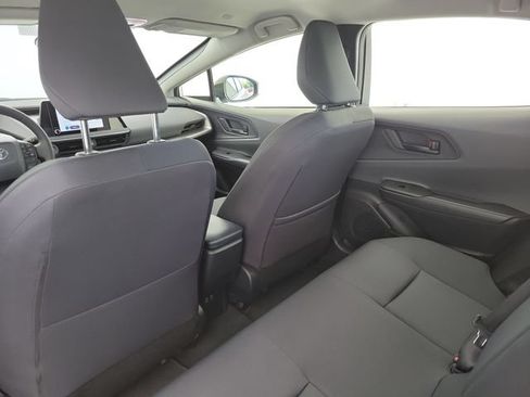 Used 2025 Toyota Prius LE FWD image 13