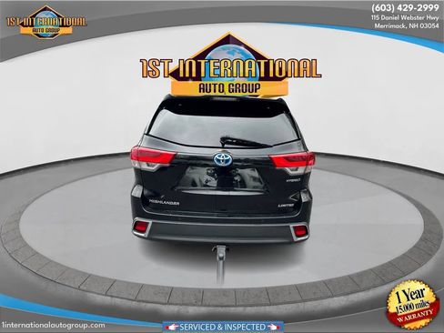 Used 2017 Toyota Highlander Limited w/ Carpet Mat Package image 7