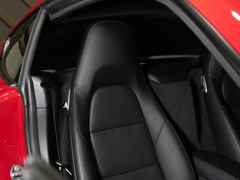 Used 2019 Porsche 718 Cayman S image 34