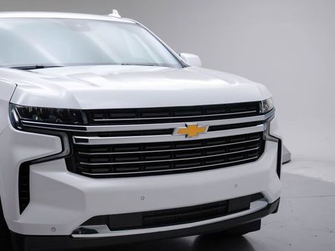 Used 2024 Chevrolet Tahoe LT AWD/4WD image 11