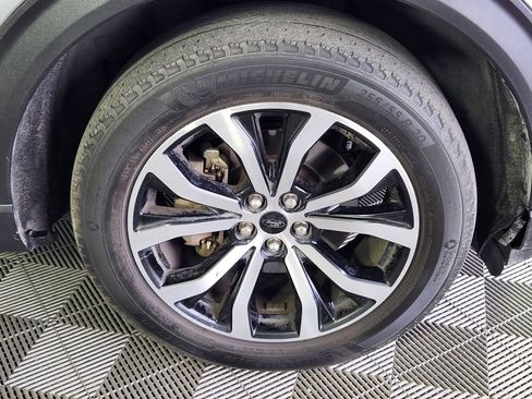 Used 2020 Ford Explorer ST w/ Premium Technology Package AWD/4WD image 9