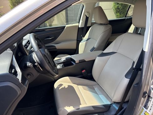 Certified 2021 Lexus ES 350 w/ Premium Package FWD image 16