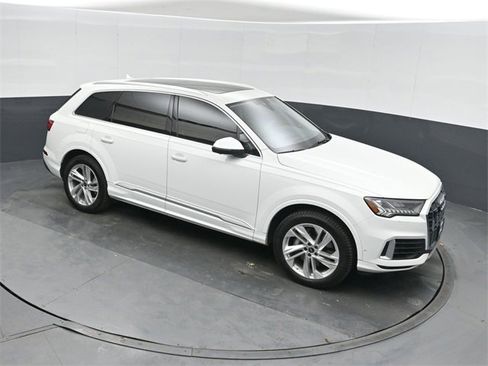 Used 2023 Audi Q7 3.0T Premium Plus image 32
