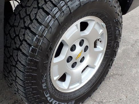 Used 2010 Chevrolet Silverado 1500 LT w/ Power Pack Plus image 13