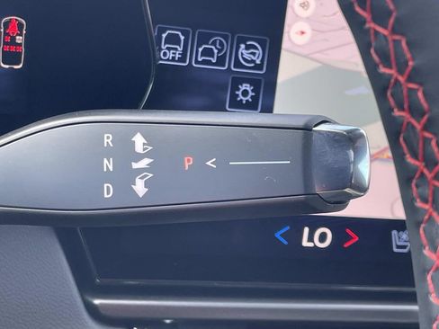 New 2026 Chevrolet Equinox EV RS image 25