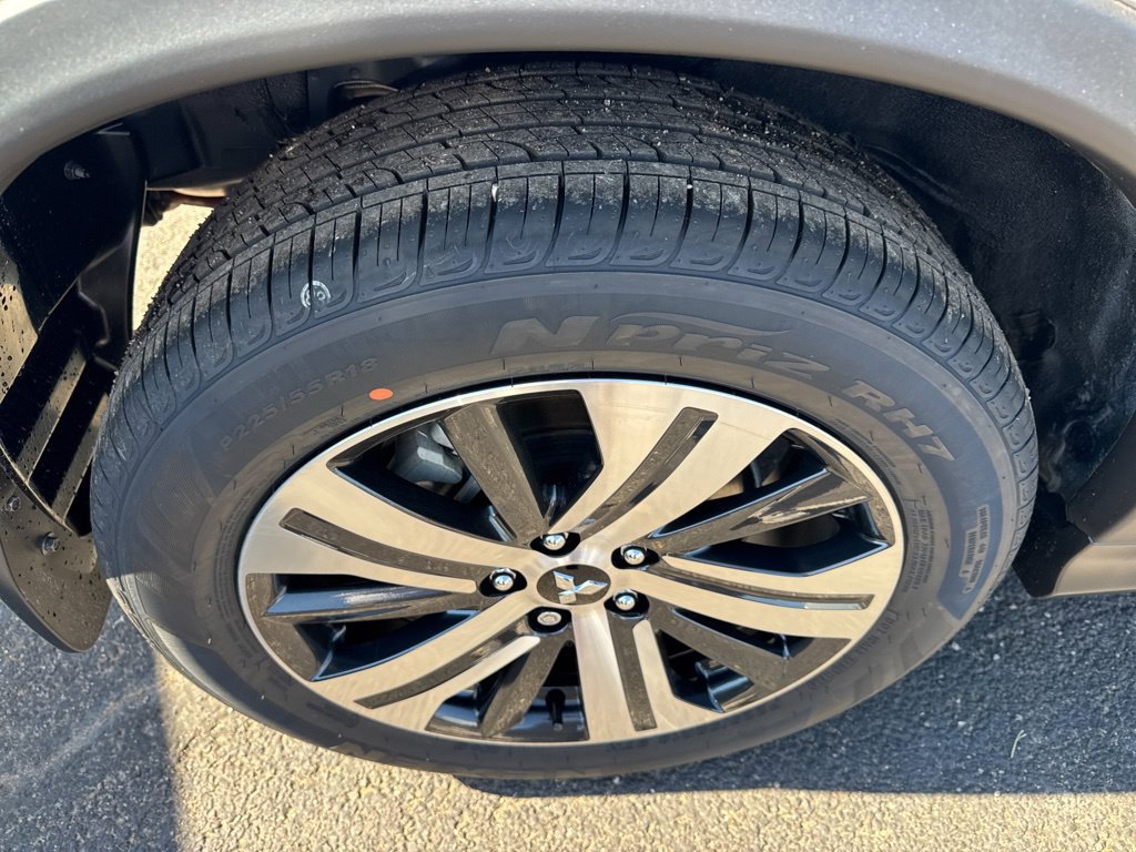 New 2027 Mitsubishi Outlander Sport SE FWD image 40