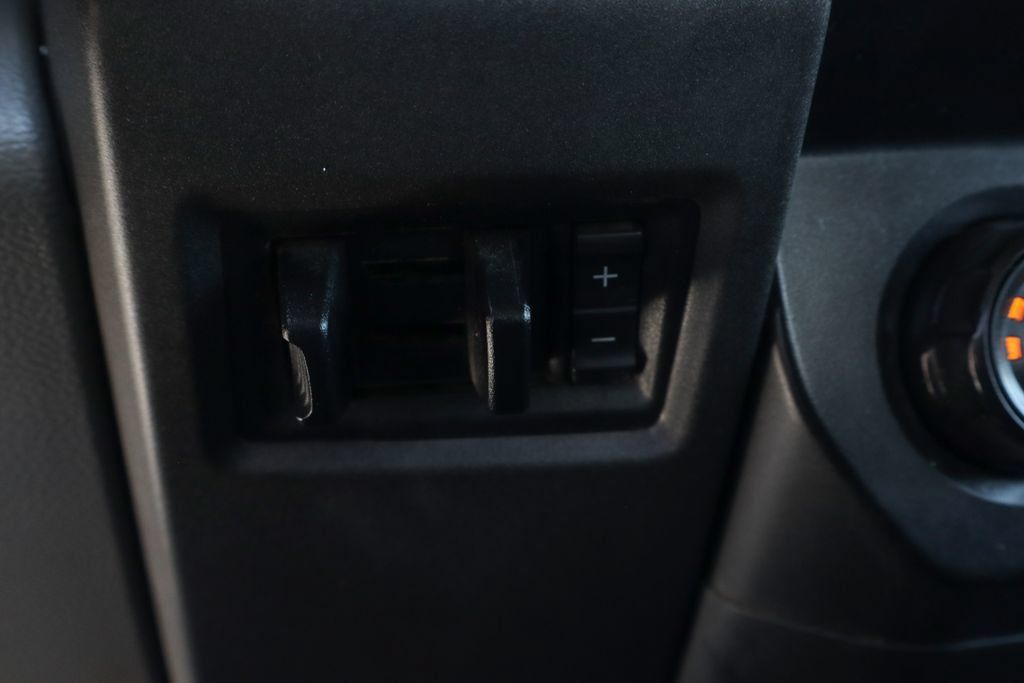 Used 2022 Ford F350 XL w/ Power Equipment Group RWD image 39