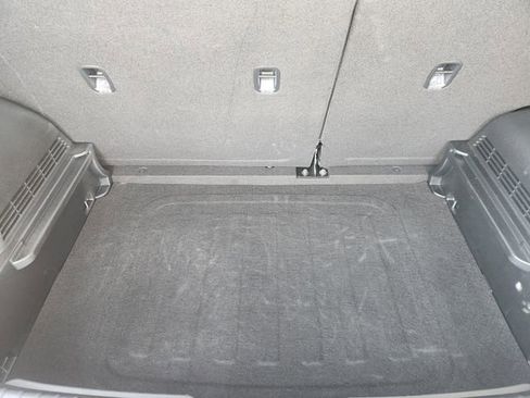 Used 2025 Kia Soul LX FWD image 32