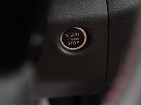 Certified 2023 Nissan Frontier PRO-4X w/ Pro-4X Premium Package image 15