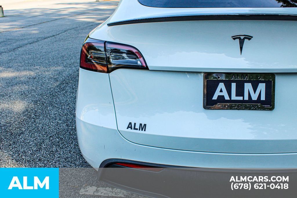 Used 2023 Tesla Model Y Performance AWD/4WD image 12