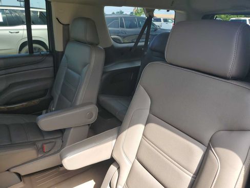 Used 2017 GMC Yukon XL Denali w/ Open Road Package AWD/4WD image 23