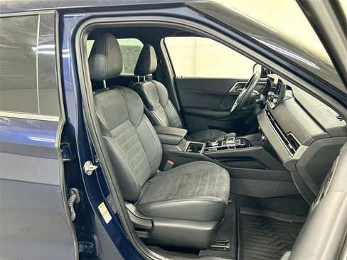 Used 2023 Mitsubishi Outlander SE Black Edition image 24