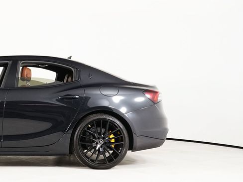 Used 2023 Maserati Ghibli Modena Q4 AWD/4WD image 13