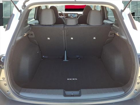 New 2026 Nissan Kicks S image 11