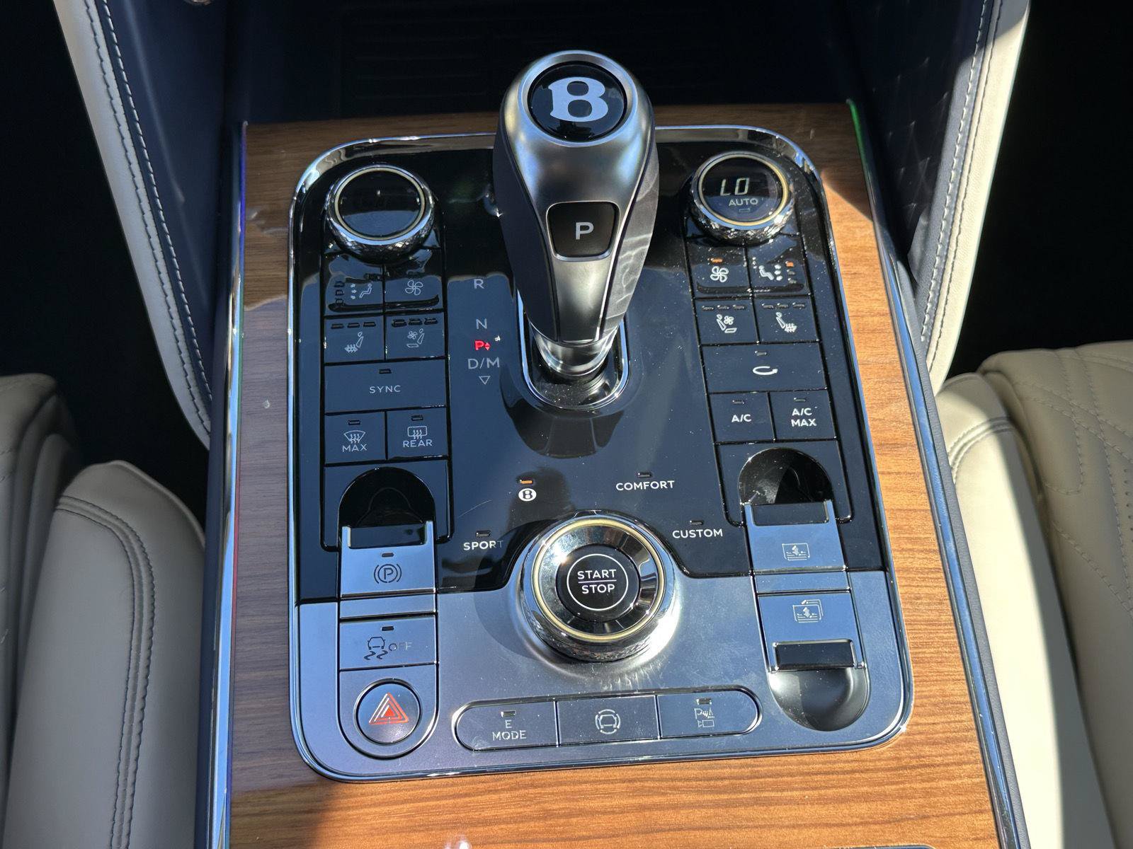 New 2027 Bentley Flying Spur AWD/4WD image 43