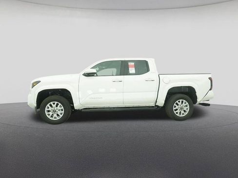 New 2025 Toyota Tacoma SR5 image 19