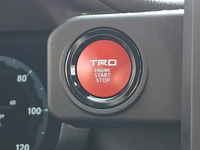 Used 2025 Toyota Tacoma TRD Sport AWD/4WD image 19