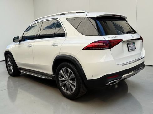 Used 2020 Mercedes-Benz GLE 350 w/ Premium Package image 4