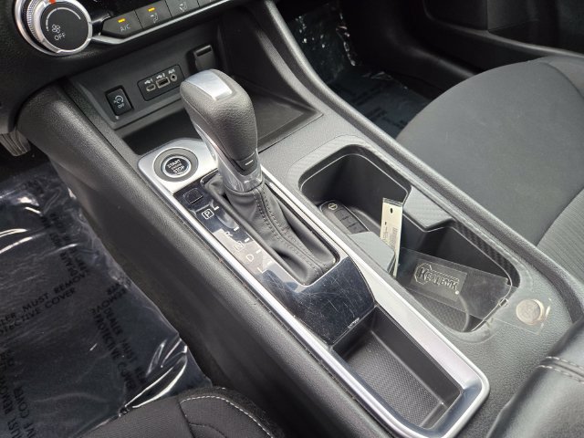 Used 2024 Nissan Sentra SV FWD image 14