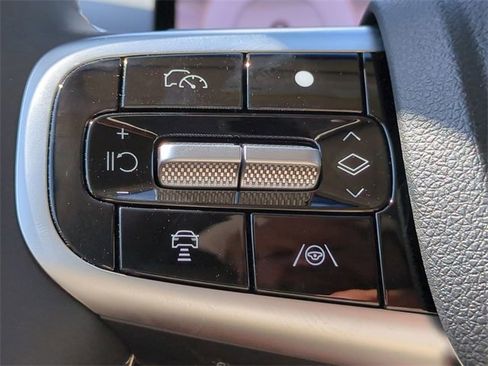 Certified 2026 Genesis GV70 2.5T Select image 24