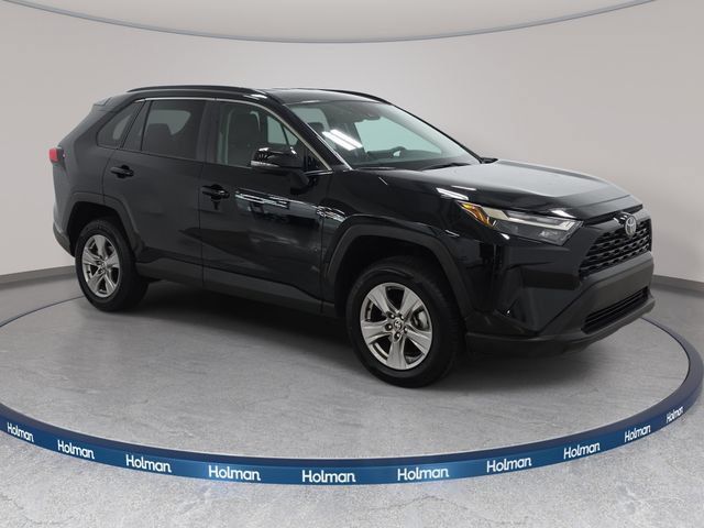 Certified 2025 Toyota RAV4 XLE AWD/4WD image 3