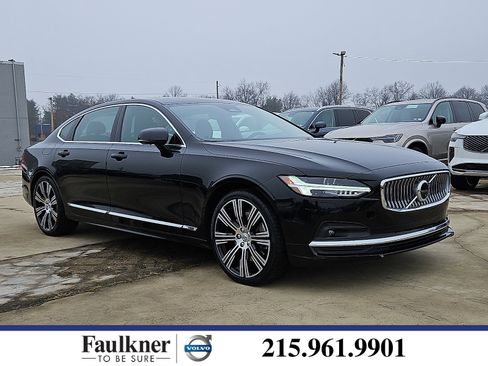 Certified 2023 Volvo S90 B6 Plus image 1