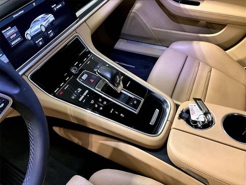Certified 2019 Porsche Panamera 4 image 20