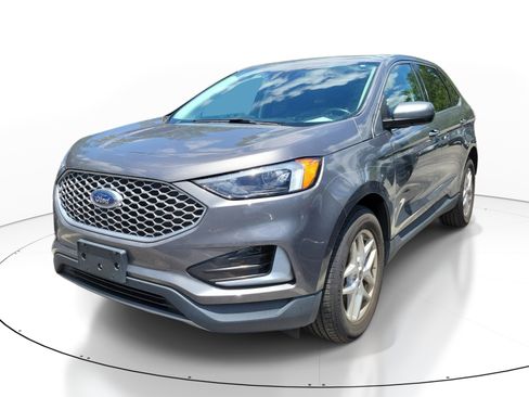 Used 2023 Ford Edge SEL AWD/4WD image 2