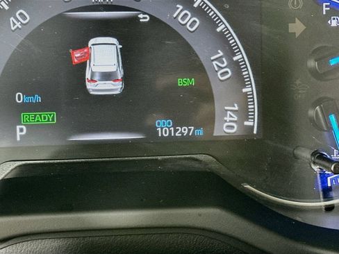 Used 2020 Toyota RAV4 XSE AWD/4WD image 22