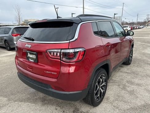 Used 2025 Jeep Compass Limited image 6