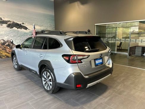 Used 2024 Subaru Outback Limited AWD/4WD image 25