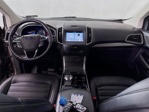 Used 2019 Ford Edge SEL w/ Equipment Group 201A AWD/4WD image 24
