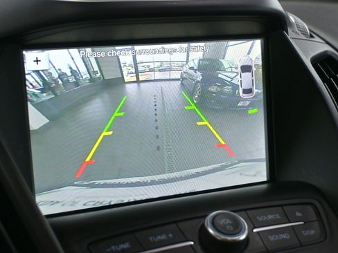 Used 2018 Ford Escape SEL w/ Ford Safe & Smart Package image 21