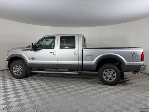 Used 2014 Ford F350 Lariat w/ Lariat Chrome Package AWD/4WD image 4
