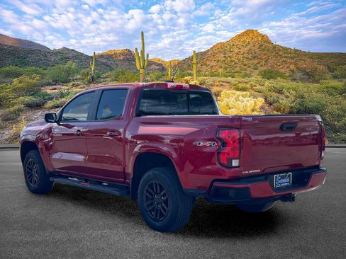 Used 2023 Chevrolet Colorado LT w/ LT Convenience Package II AWD/4WD image 6