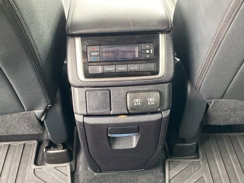 Certified 2022 Subaru Ascent Onyx Edition image 15