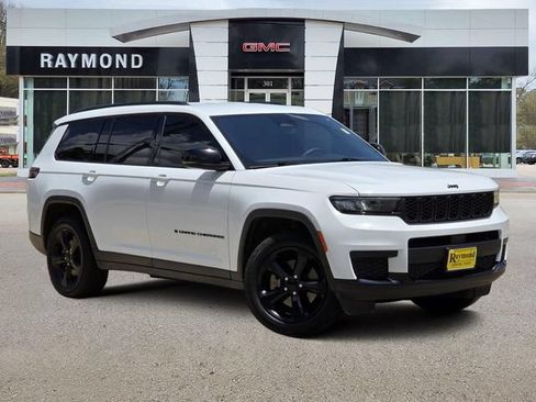 Used 2023 Jeep Grand Cherokee L Laredo AWD/4WD image 1
