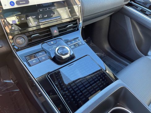 Certified 2024 Toyota bZ4X Limited image 30