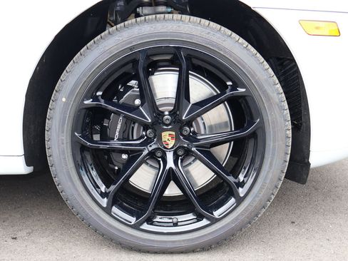 New 2026 Porsche Macan GTS AWD/4WD image 29