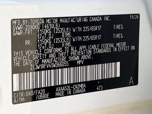 Used 2025 Toyota RAV4 XLE FWD image 29