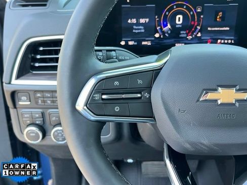 Used 2025 Chevrolet Suburban Premier AWD/4WD image 25