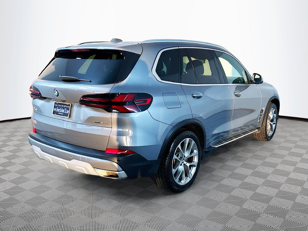 Used 2024 BMW X5 xDrive40i AWD/4WD image 7