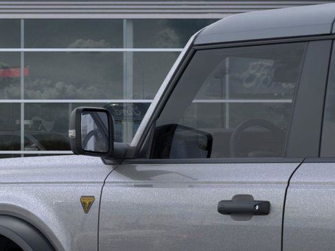 New 2025 Ford Bronco Badlands image 55