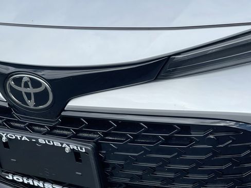 Certified 2025 Toyota Corolla Hatchback w/ SE Package FWD image 20
