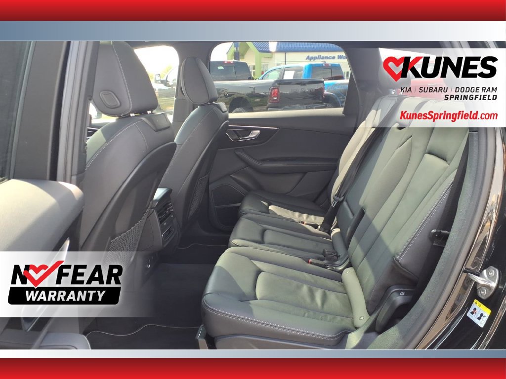 Used 2025 Audi Q7 3.0T Premium Plus AWD/4WD image 6