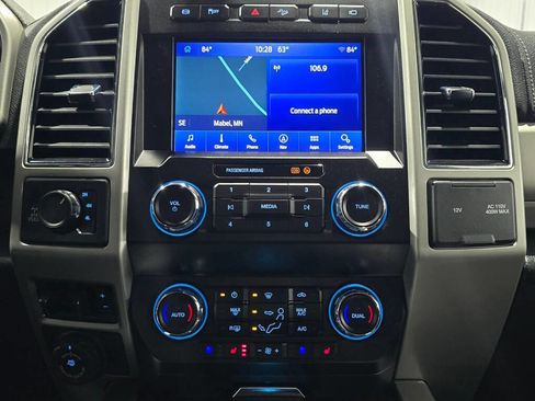 Used 2021 Ford F250 Lariat image 11