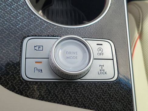 Used 2025 Genesis GV80 3.5T e-SC AWD/4WD image 35